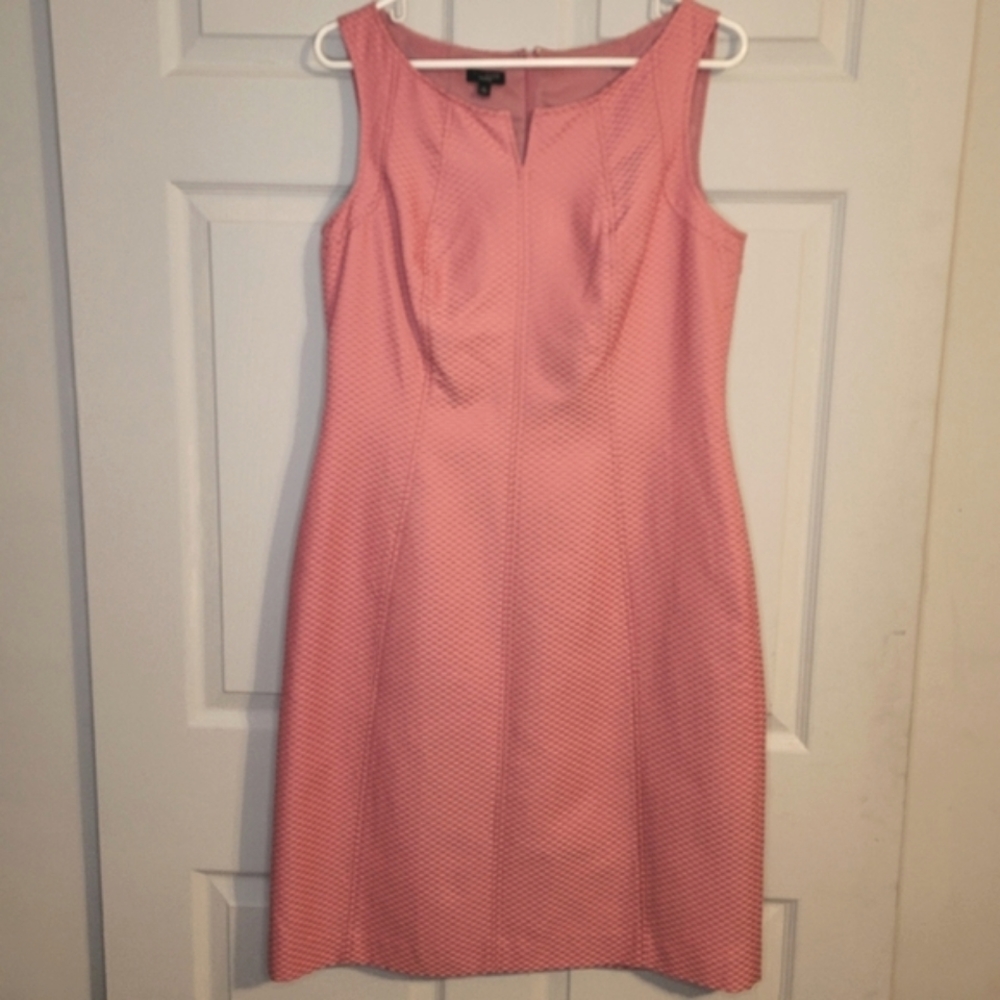 Talbots Pink Sleeveless Sheath Dress with a geometric waffle pattern Sz 12
